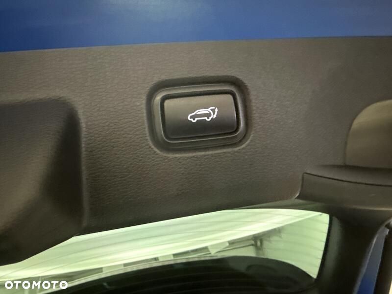 Kia Sportage 1.6 T-GDI MHEV Business Line 2WD DCT - 24