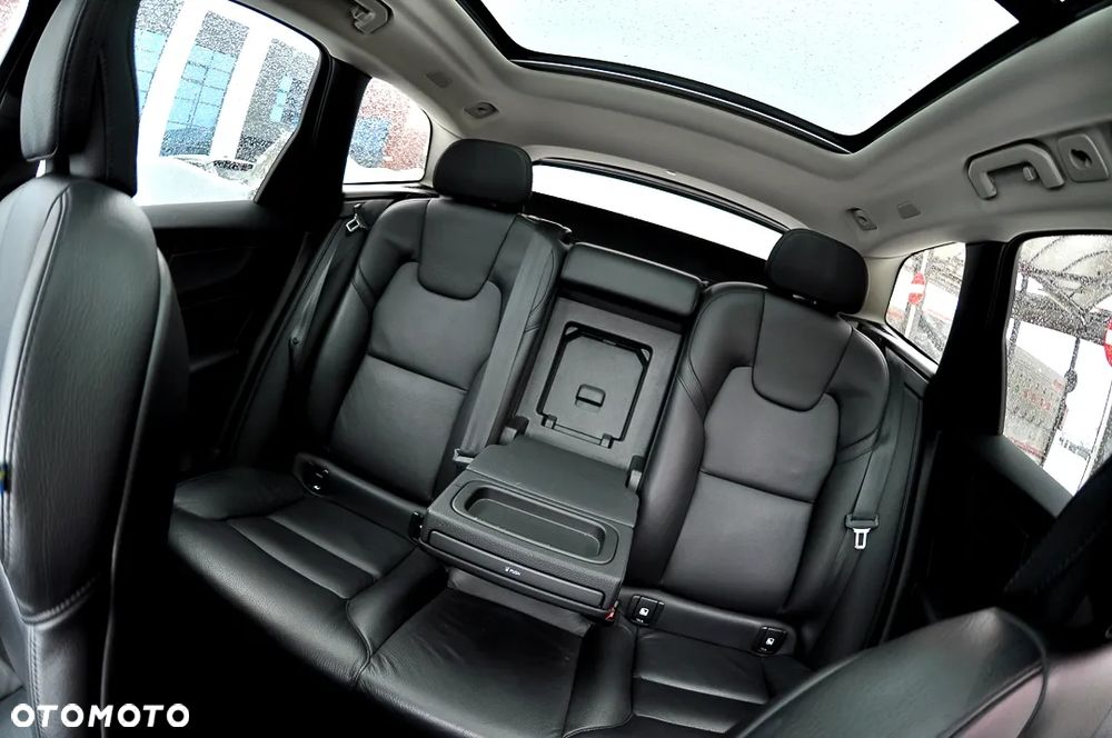 Volvo XC 60 T8 AWD Plug-In Hybrid Inscription - 22