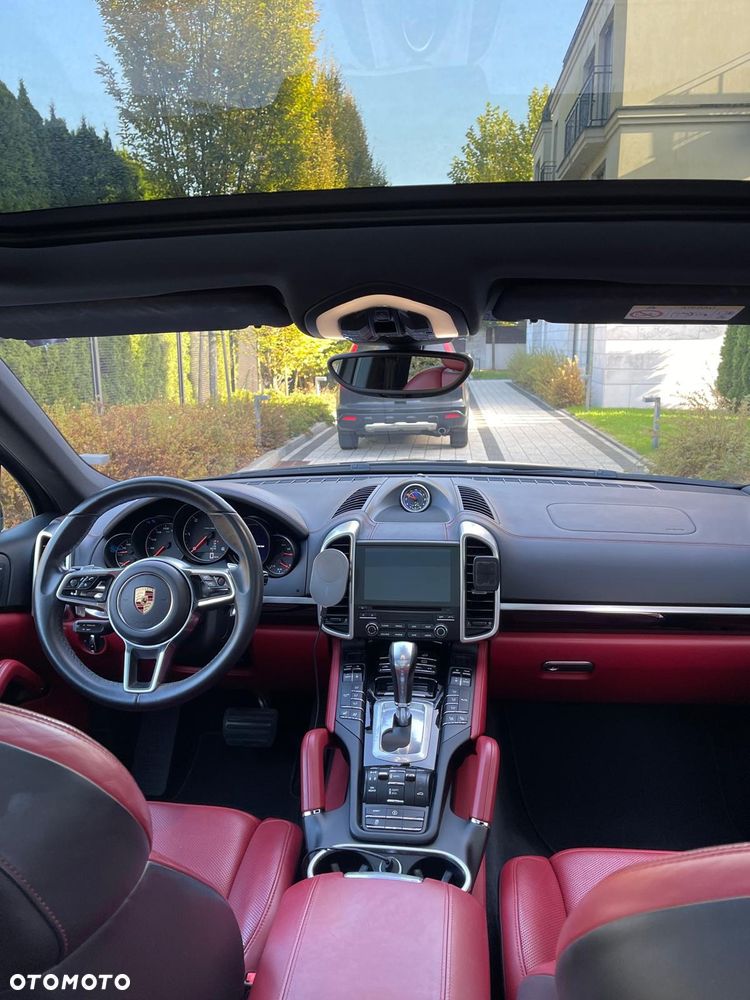 Porsche Cayenne Diesel Platinum Edition - 15