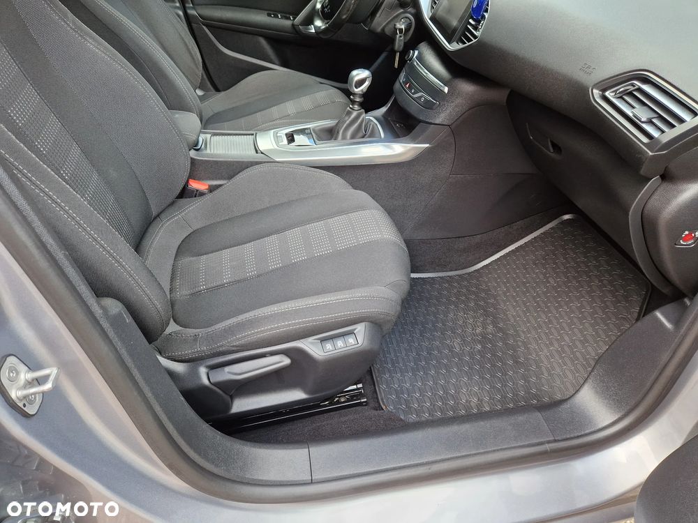 Peugeot 308 SW BlueHDi 150 Stop & Start GT-Line Edition - 23