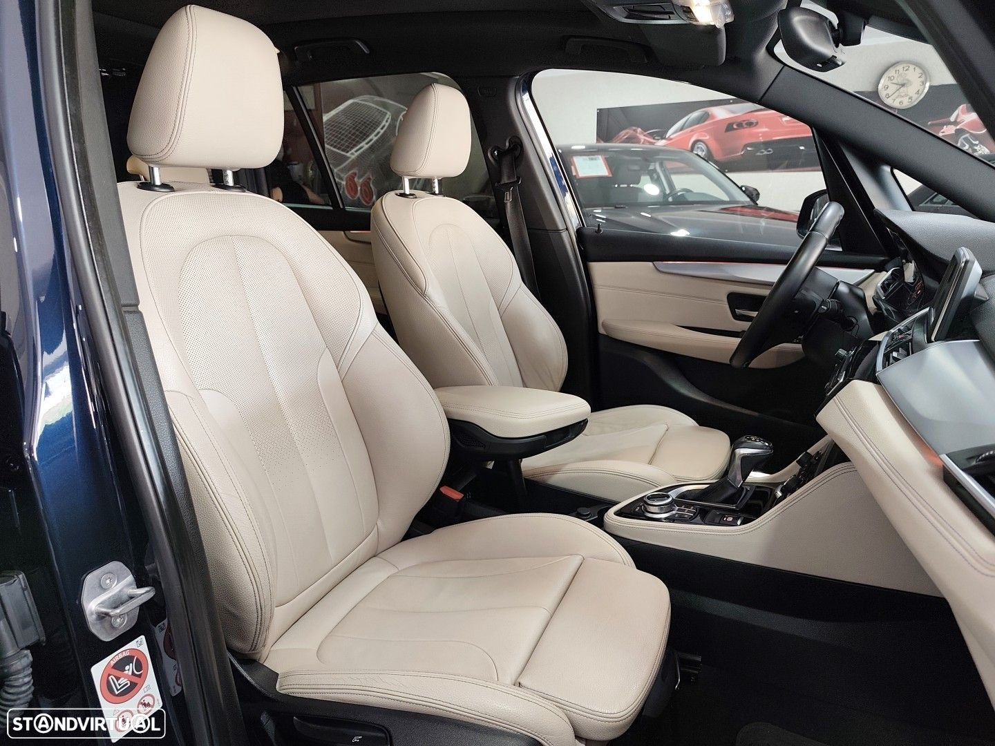 BMW 218 Gran Tourer d Line Luxury Auto - 17