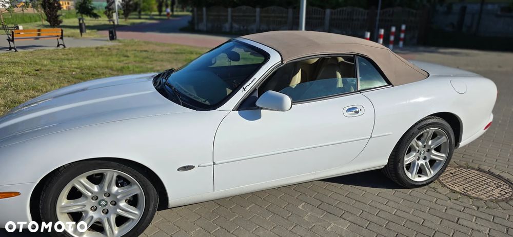 Jaguar XK8 4.0 - 35
