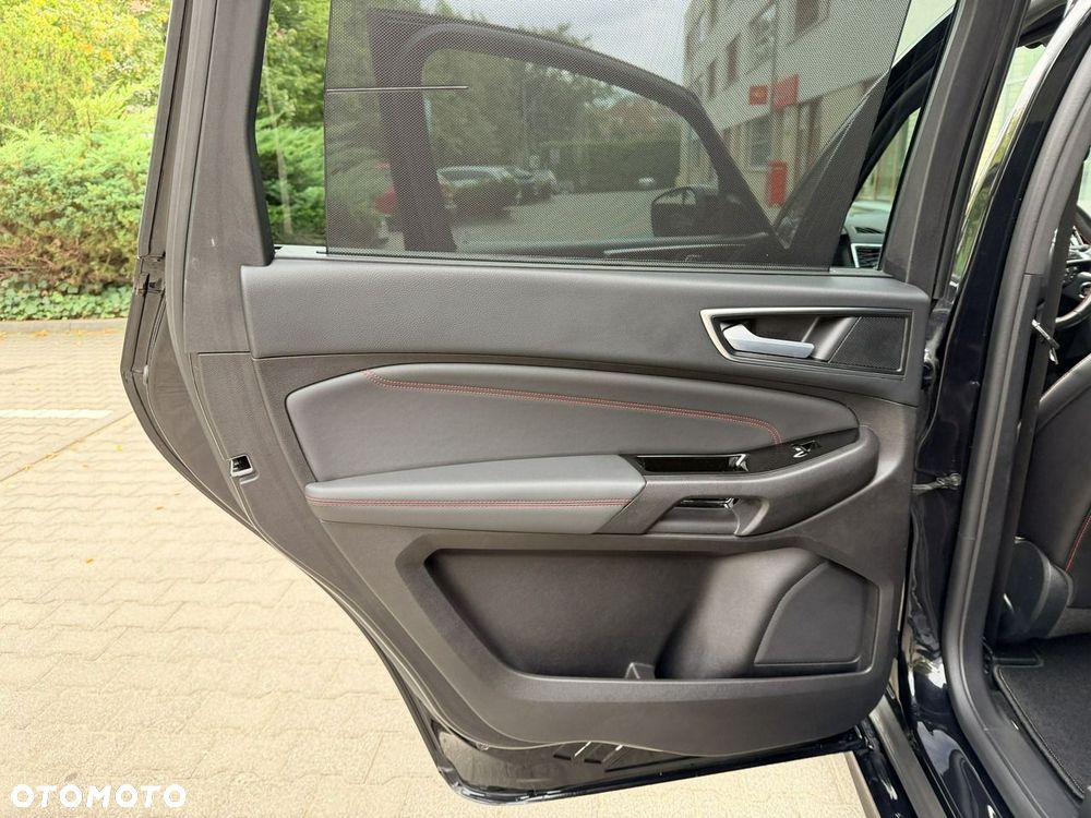 Ford S-Max - 23