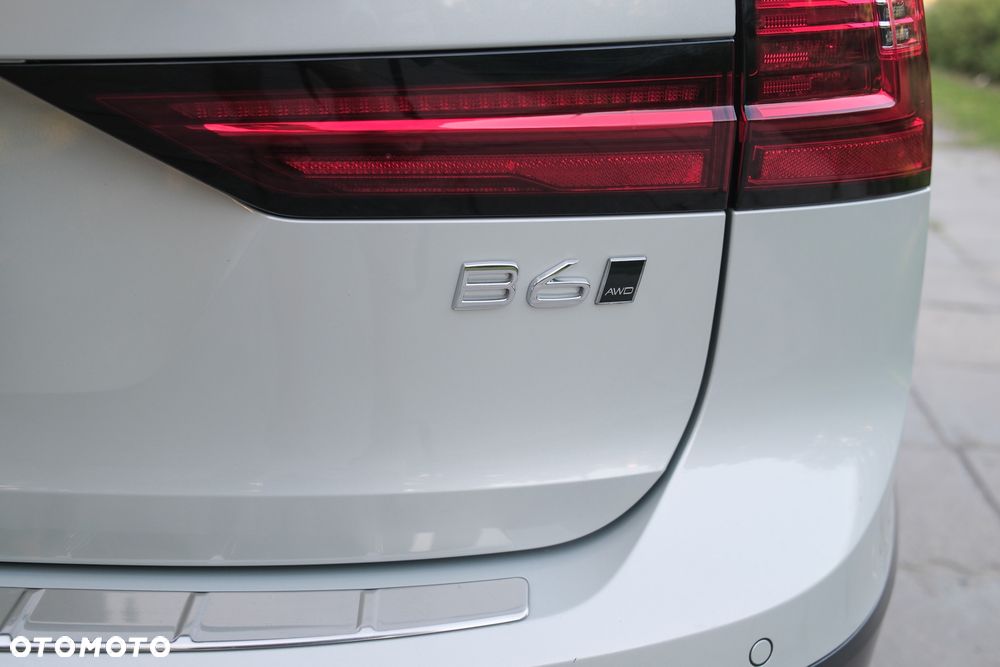 Volvo V90 Cross Country B6 B AWD Pro - 12