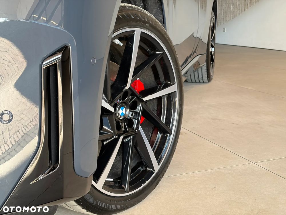 BMW iX3 50 xDrive 113.4kWh - 12