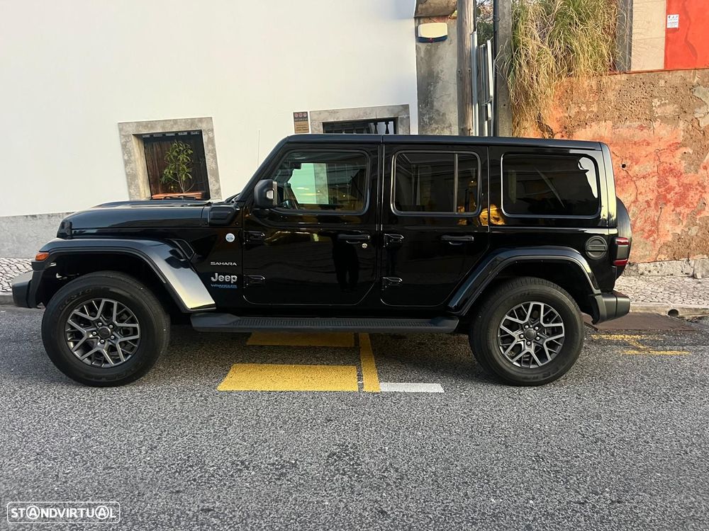 Jeep Wrangler Unlimited - 2