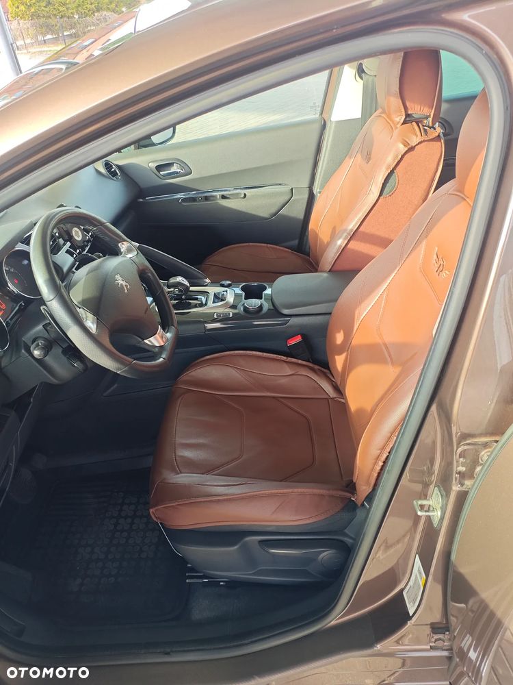 Peugeot 3008 Hybrid4 - 21