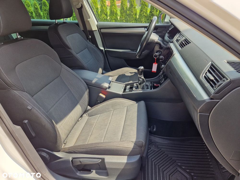 Skoda Superb 2.0 TDI Style - 19