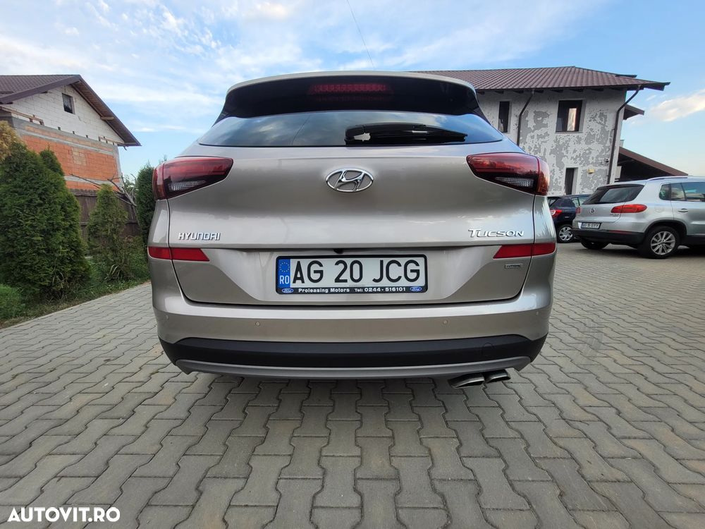 Hyundai Tucson - 2