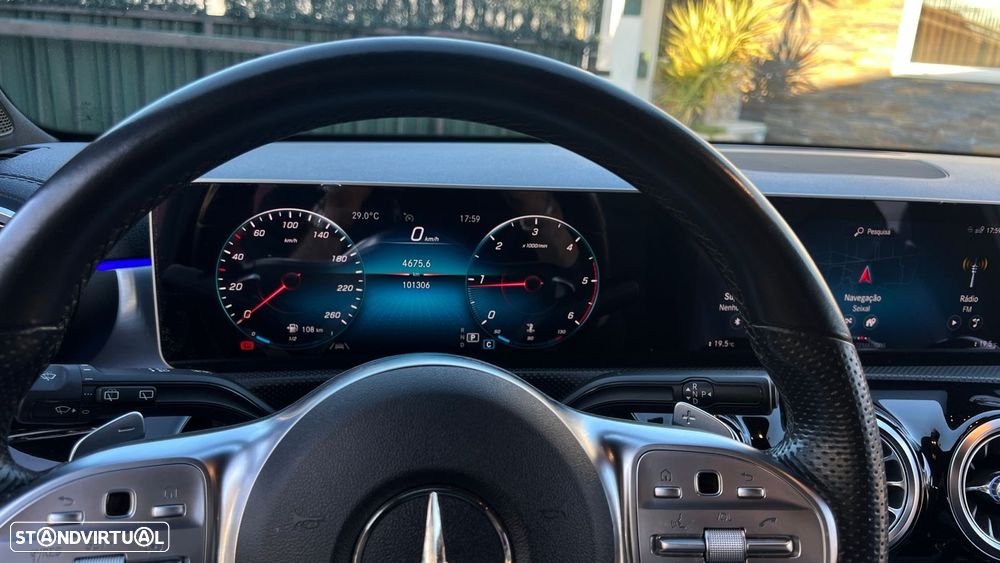 Mercedes-Benz A 180 d 7G-DCT AMG Line - 9