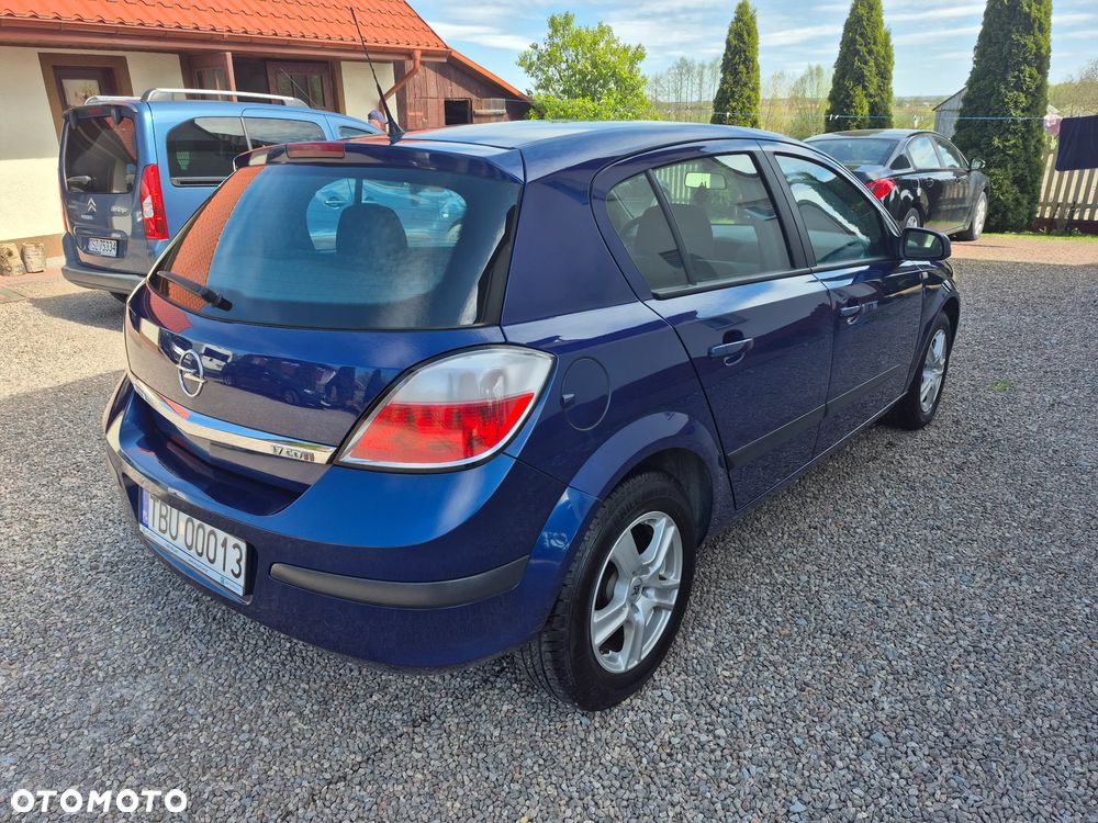 Opel Astra 1.7 CDTI 111 - 4