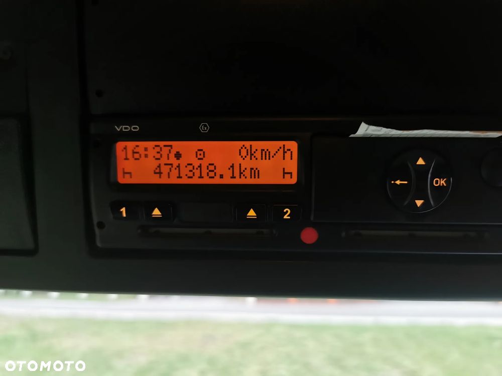 Mercedes-Benz Actros - 22