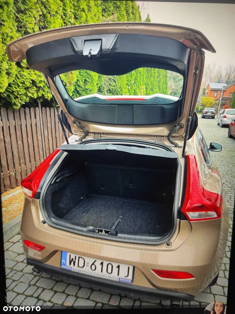 Volvo V40 T4 Base - 4