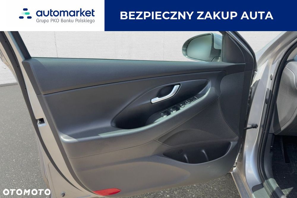 Hyundai i30 1.5 DPI Smart - 10