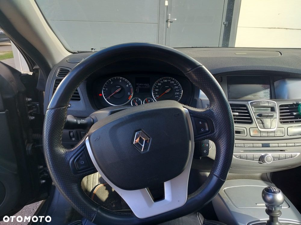 Renault Laguna 2.0 dCi FAP GT - 8