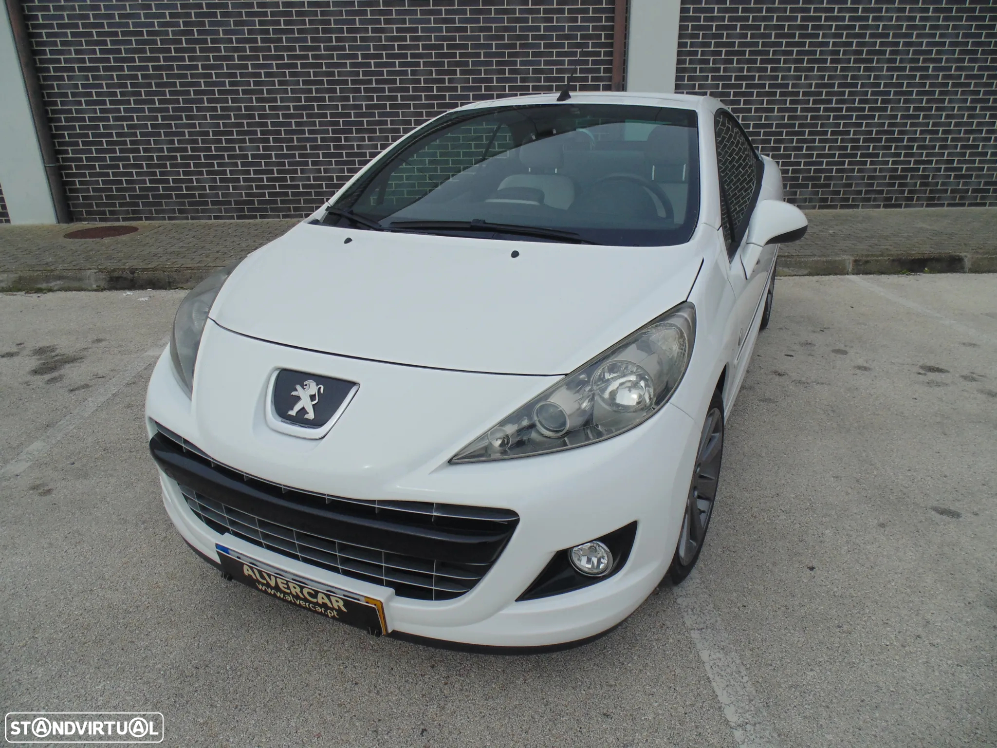Peugeot 207 CC 1.6 HDi Roland Garros - 15