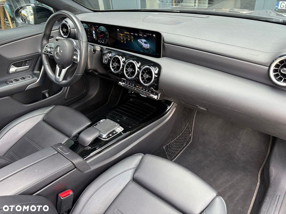 Mercedes-Benz CLA - 17