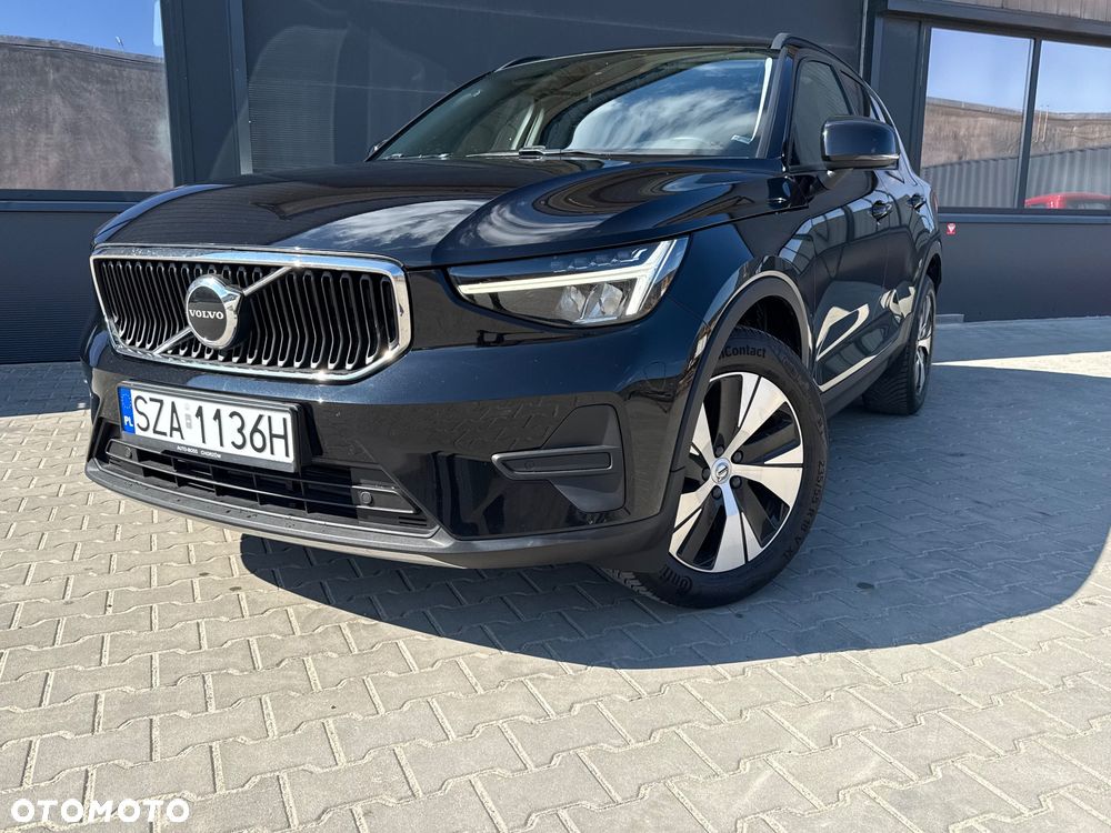 Volvo XC 40 T2 Plus Dark - 1
