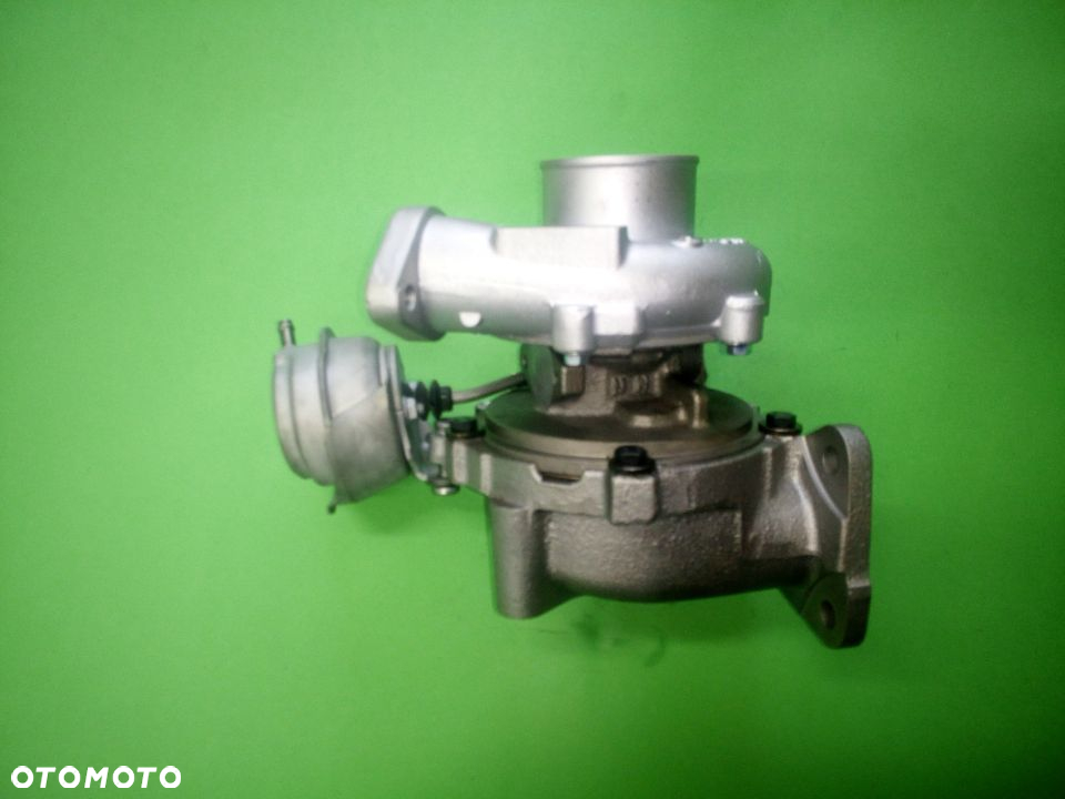 Turbosprężarka Astra H corsa Meriva A 1.7 CDTI  Turbina - 2