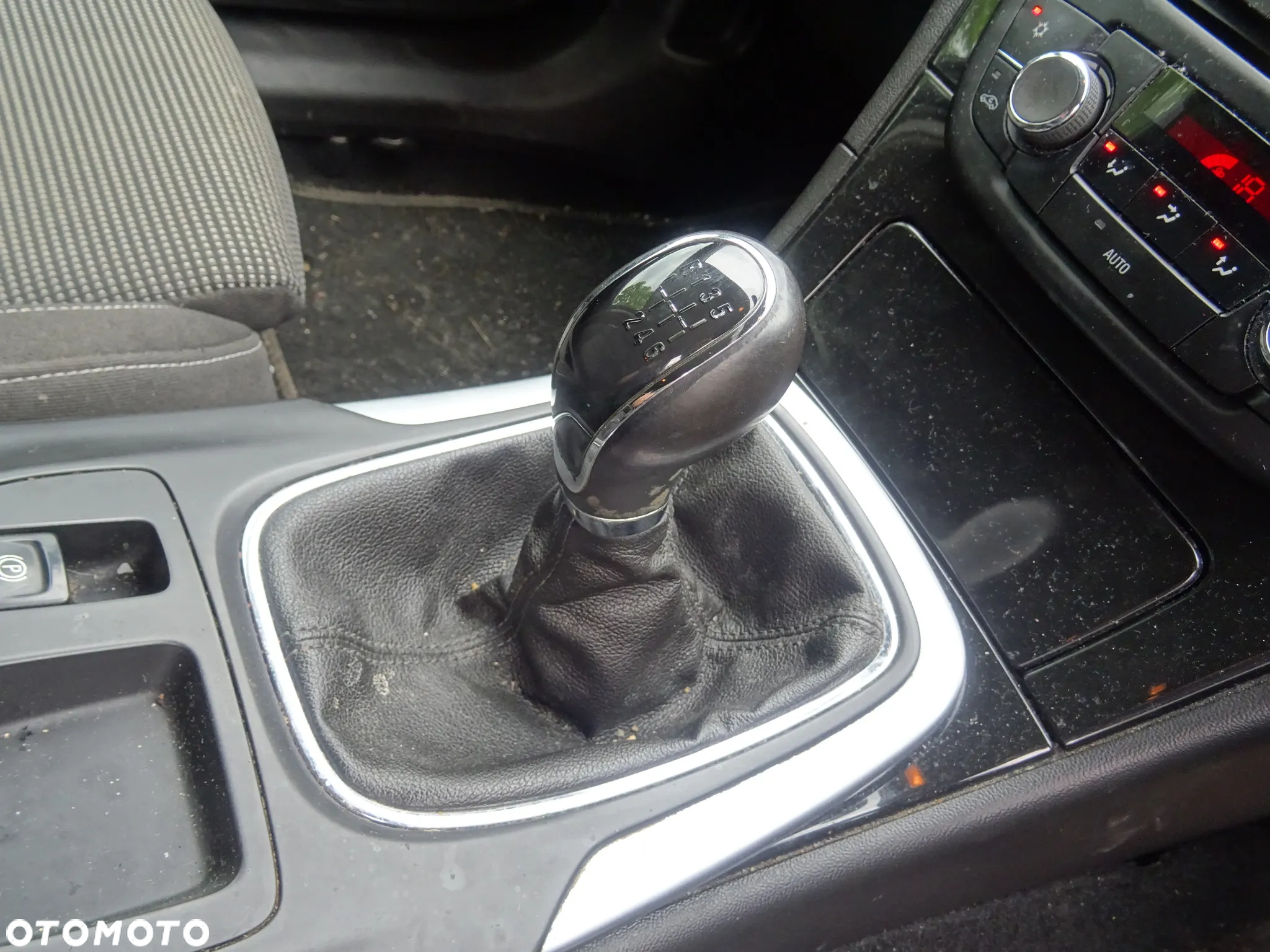 OPEL INSIGNIA A ASTRA J LEWAREK MECHANIZM MIESZEK GAŁKA 6 - BIEGÓW - 8