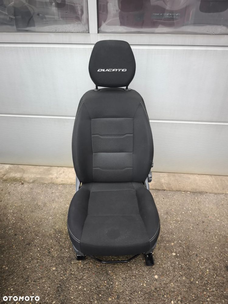 Fotel kierowcy lewy Fiat Ducato III Lift 2022-2025 Jumper Boxer Movano airbag