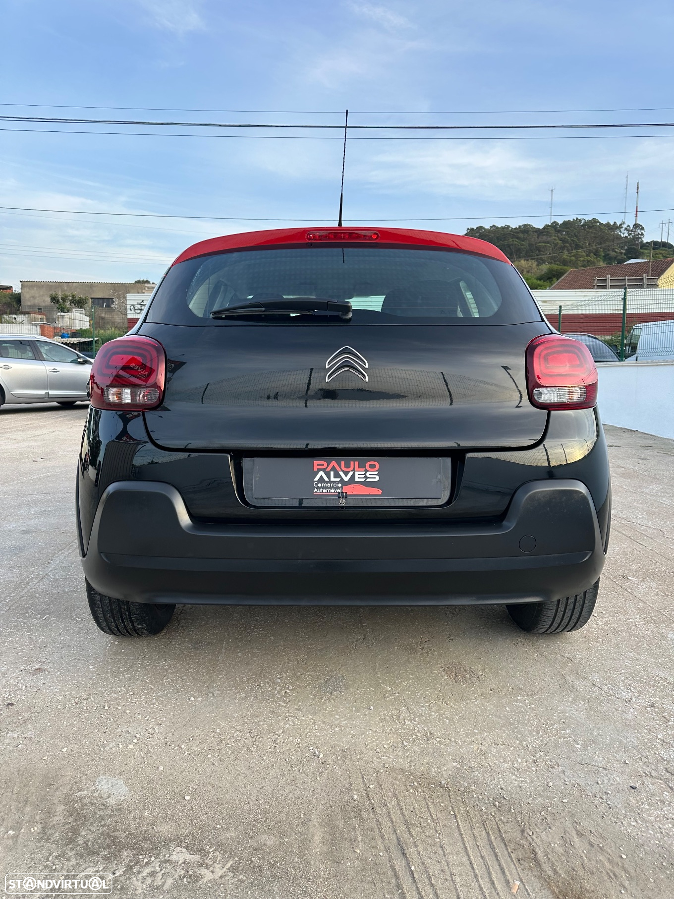 Citroën C3 1.2 PureTech Shine - 16