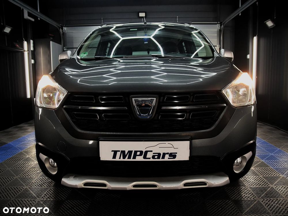 Dacia Lodgy 1.2 TCe Stepway - 10