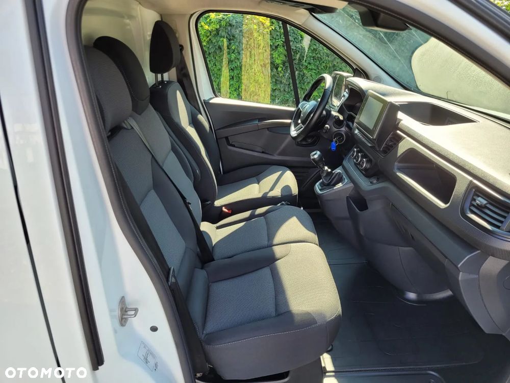Renault Trafic LIFT 2.0 D 130 km*LONG*Jak nowy*FV23%*2023r*Klima*NAVI! - 9