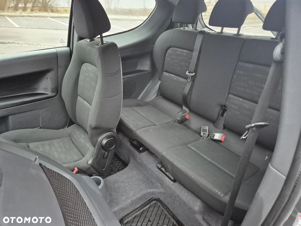 Mitsubishi Colt 1.3 Inform - 12