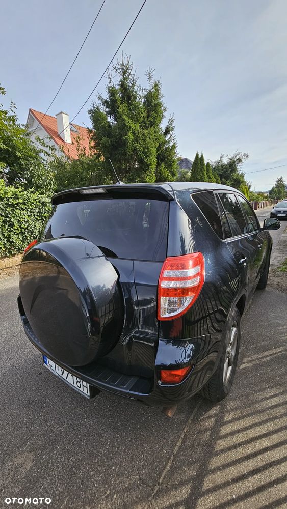 Toyota RAV4 2.0 VVT-i Premium - 9
