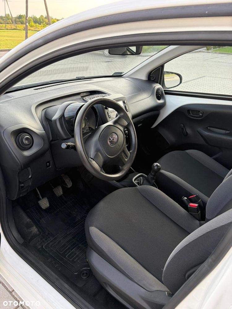 Toyota Aygo 1.0 VVT-i Sprint EU6 - 13