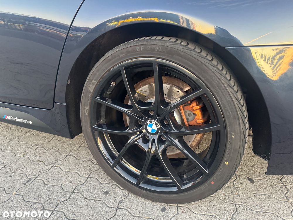 BMW Seria 5 528i xDrive Luxury Line - 12
