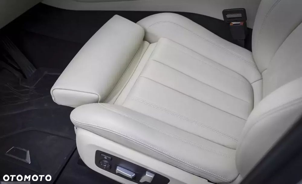 BMW X5 xDrive40i - 12