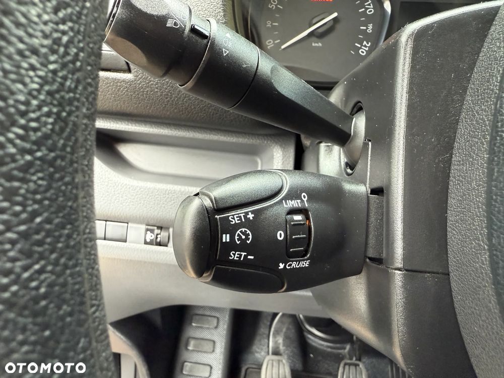 Peugeot Expert Jumpy Proace L2H1 - 26