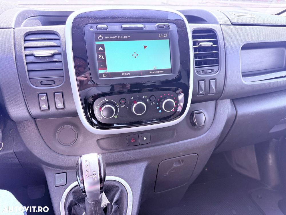 Renault Trafic - 17