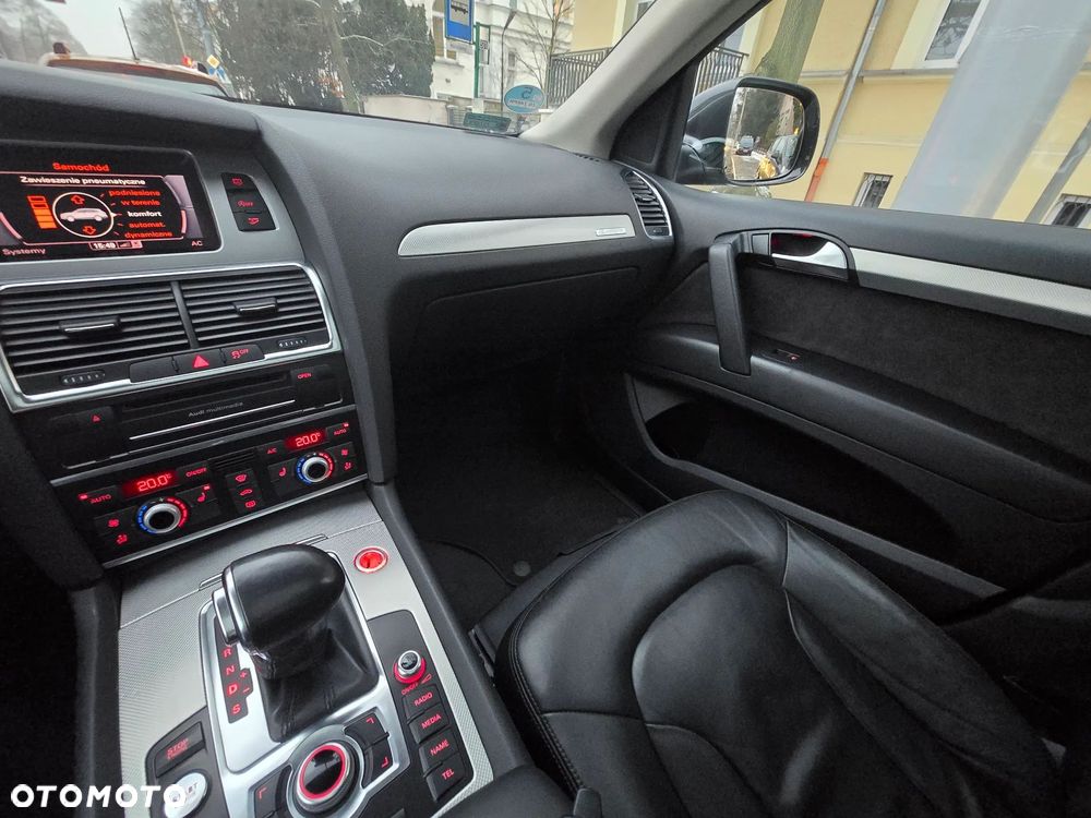 Audi Q7 3.0 TDI DPF clean diesel Quattro Tiptronic - 15