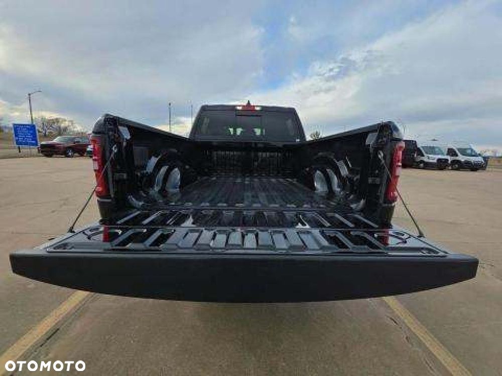 RAM 1500 - 5
