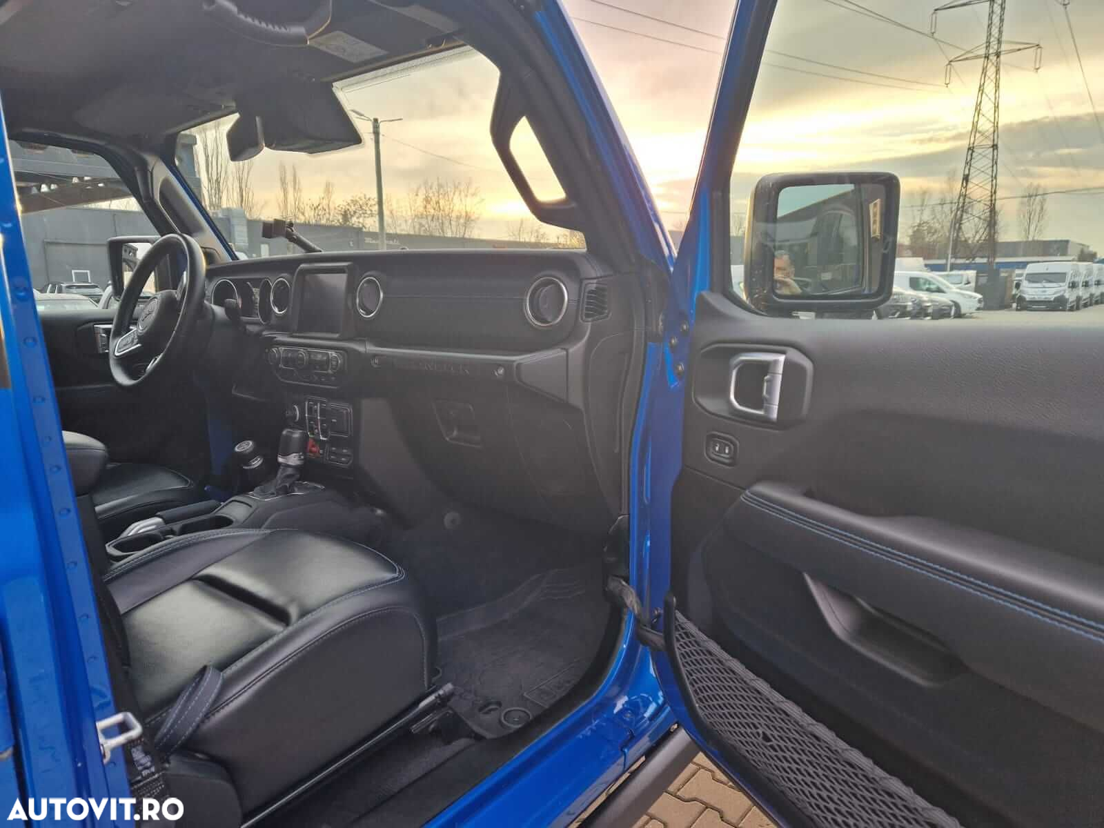 Jeep Wrangler - 19