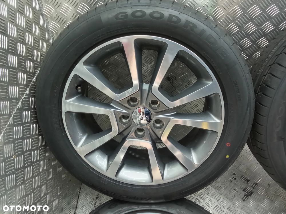 Koła Jeep Patriot Compass 7Jx18 et40 5x114,3 NOWE OPONY - 4