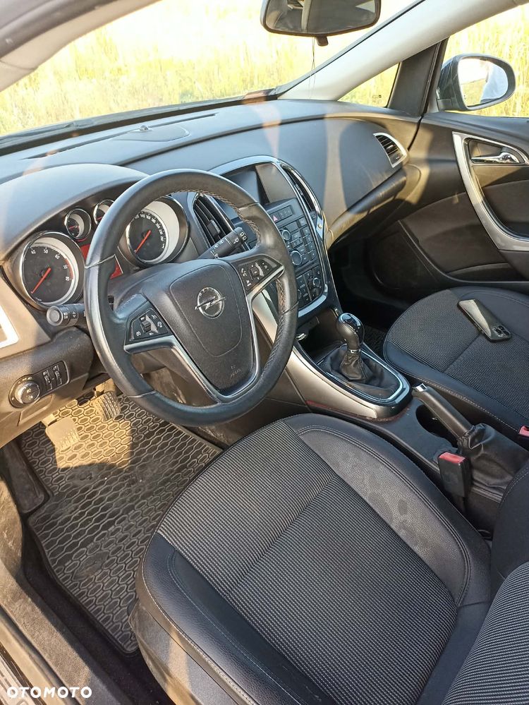 Opel Astra - 11