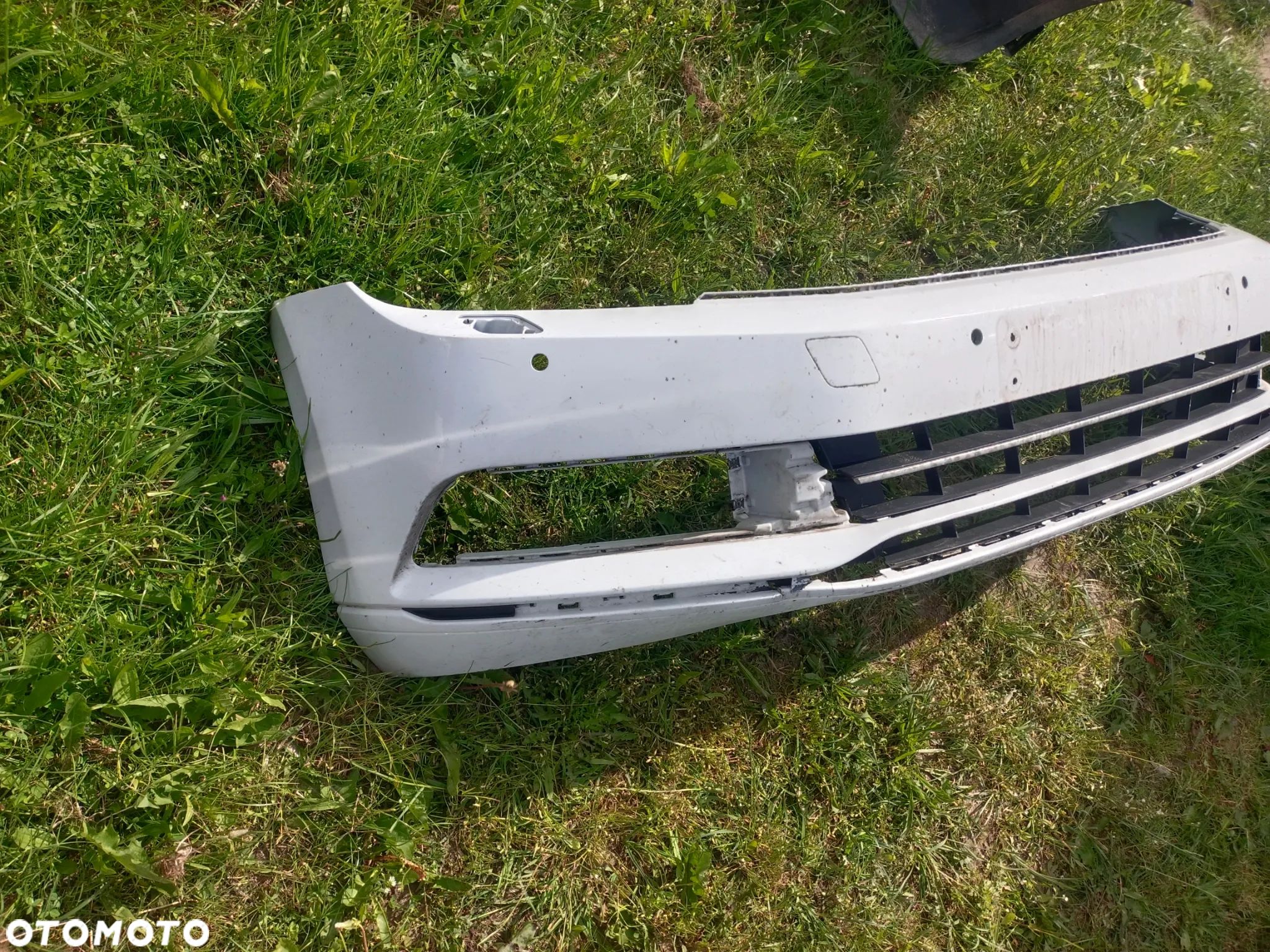 VW Passat B8 zderzak przedni przód - 1