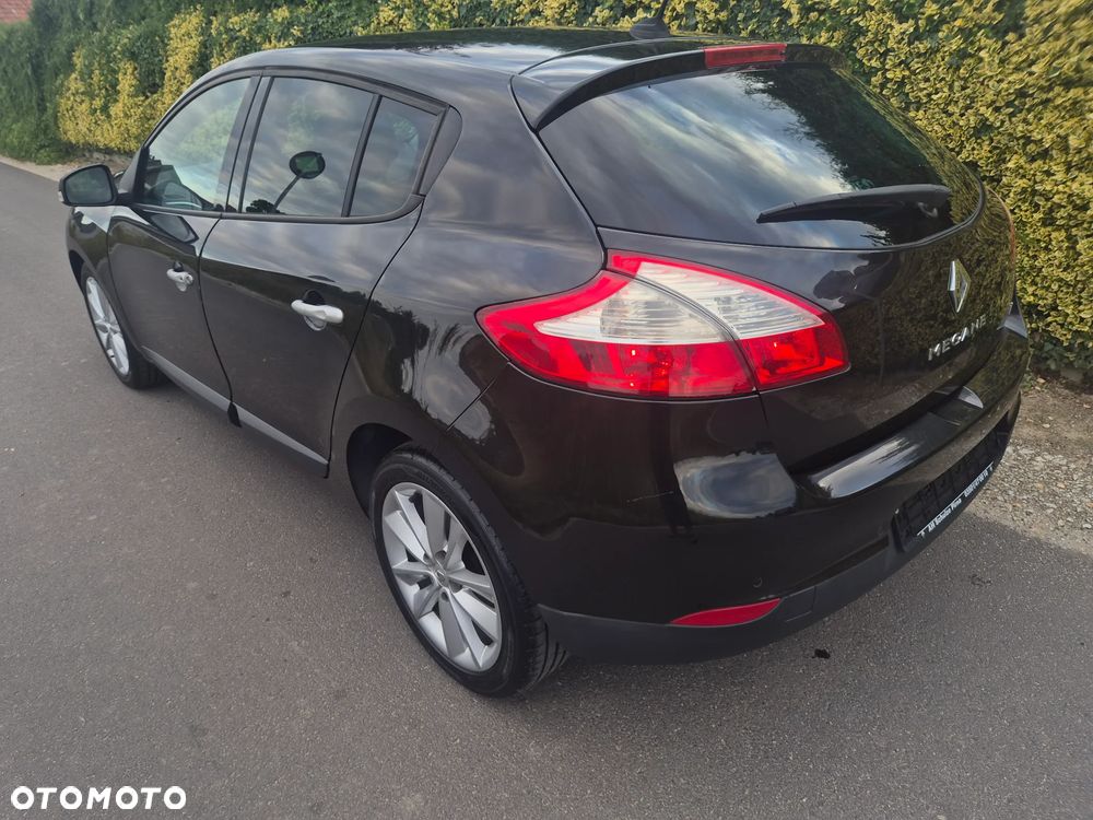 Renault Megane TCe 130 Luxe - 5