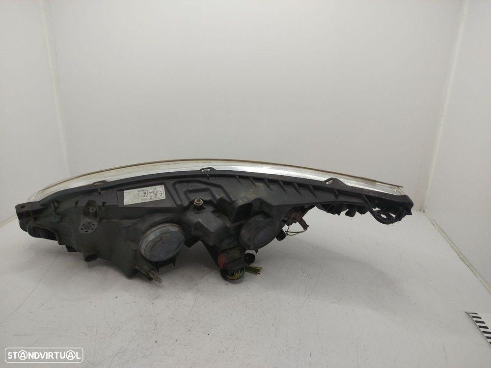 Farol/ Otica Dianteiro Dto Citroën C4 Coupé (La_)