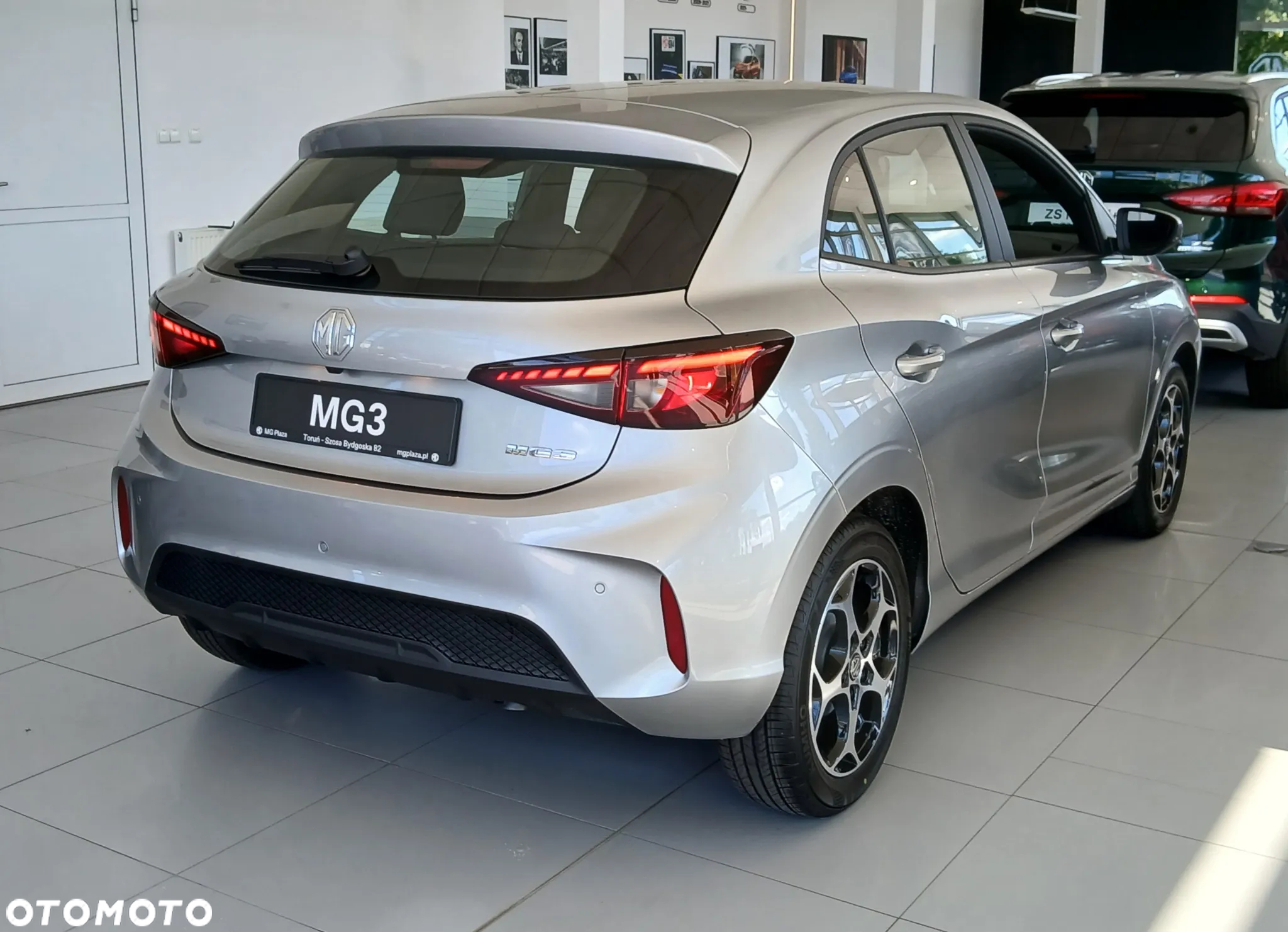 MG MG3 - 8