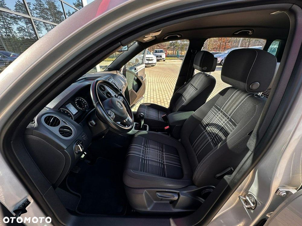 Volkswagen Tiguan 1.4 TSI BlueMotion Technology Lounge Sport & Style - 11