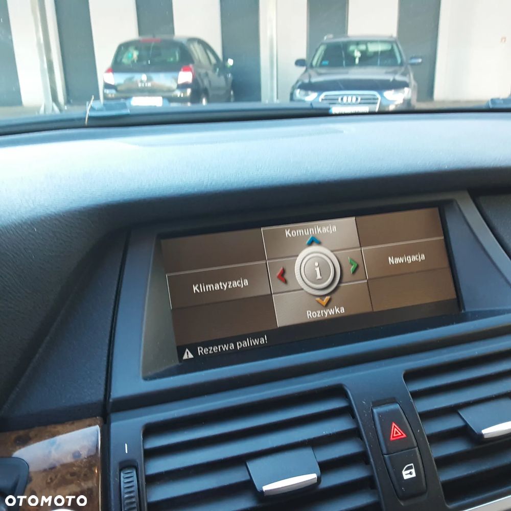 BMW X5 xDrive35d - 16