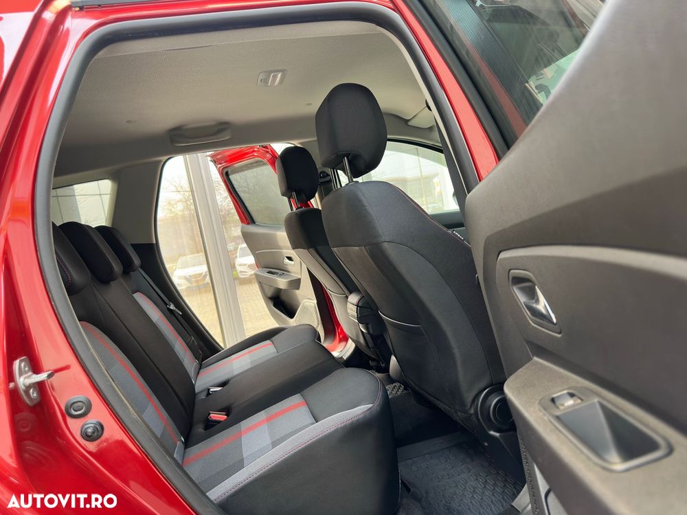 Dacia Duster 1.5 Blue dCi SL Techroad - 11