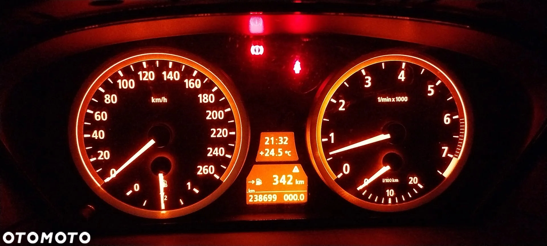 BMW Seria 5 523i - 22
