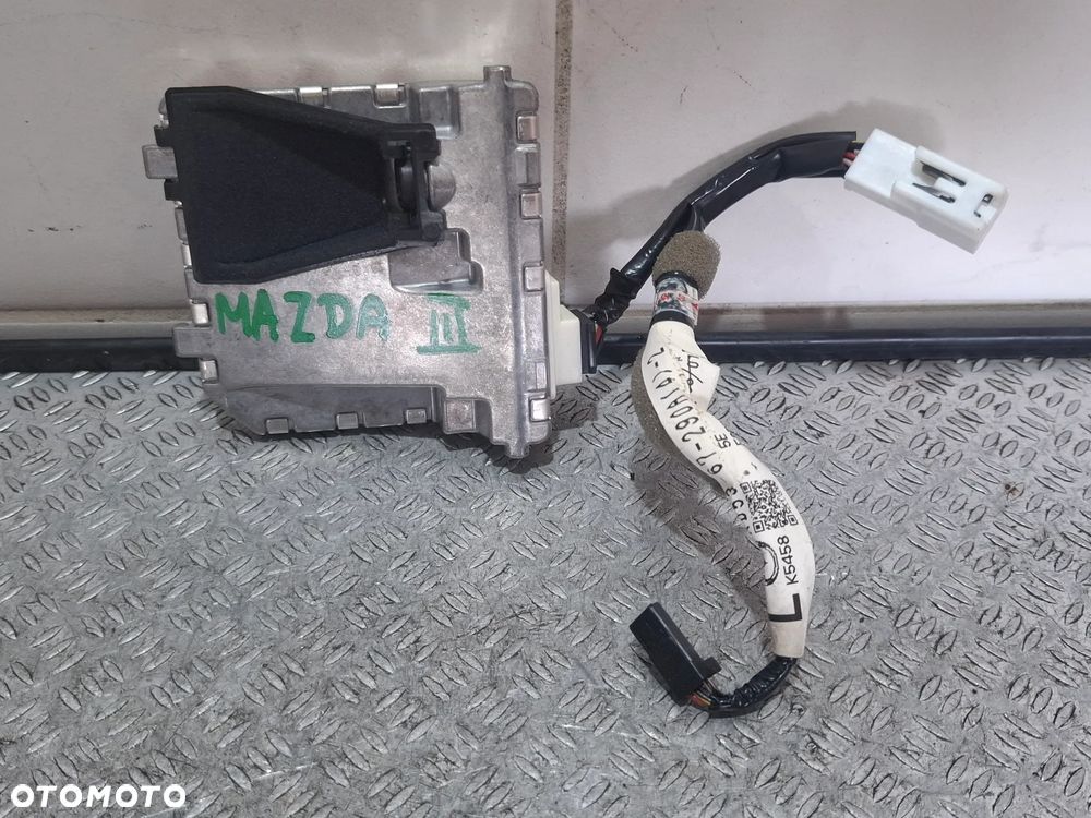 Kamera szyby przód Mazda III 2015 rok nr BSH267XCX - 1