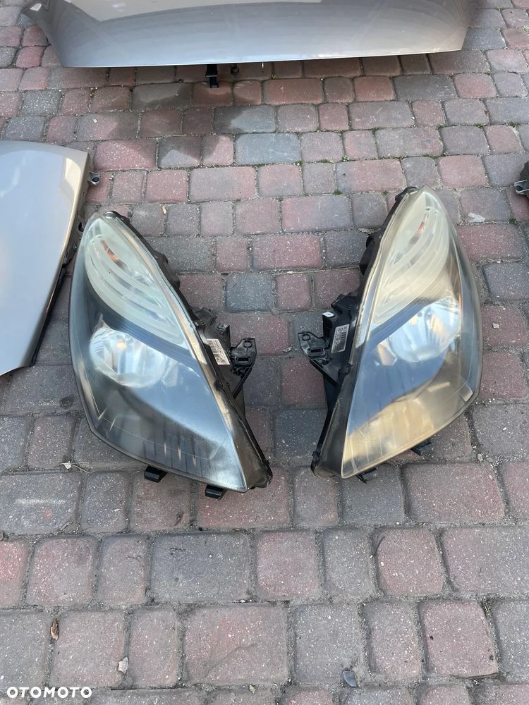 RENAULT SCENIC 3 III  błotnik LAMPA LEWA   KOD TEHNK drzwi - 9
